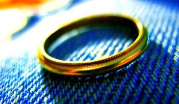 Homens casados tem mais sucesso financeiro que os solteiros