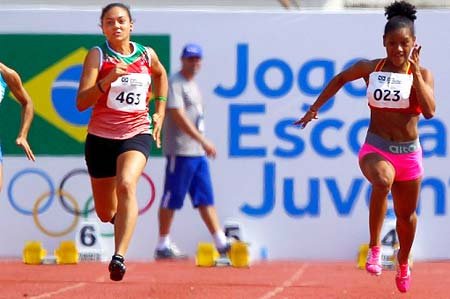 Ludimila Maria Cardoso é a atleta escolar mais veloz do Brasil