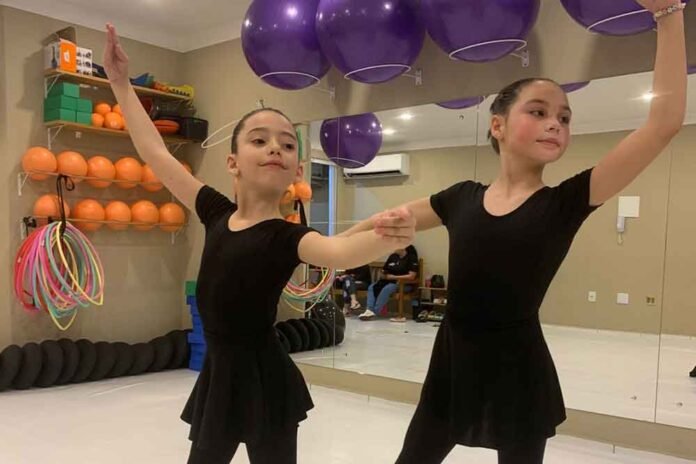 Bailarinas de Porto Belo participam de pré-audição para integrar a Escola Bolshoi